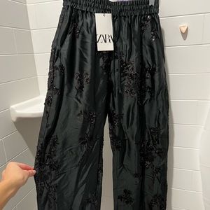 Zara Holiday pants